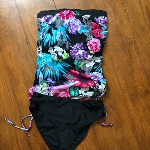 Size Small Floral Two Piece Swim Suit-NWT